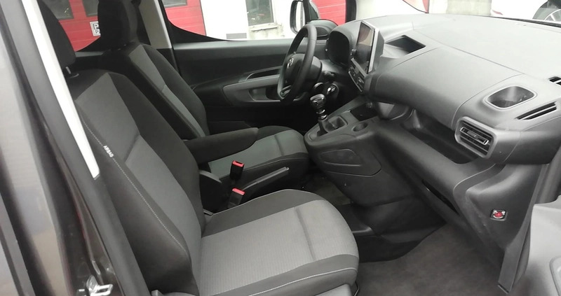 Toyota Proace City Verso cena 109800 przebieg: 22072, rok produkcji 2022 z Pyskowice małe 277